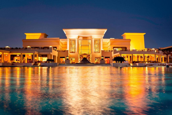Sheraton Soma Bay Resort ( 5 days - 4 nights )